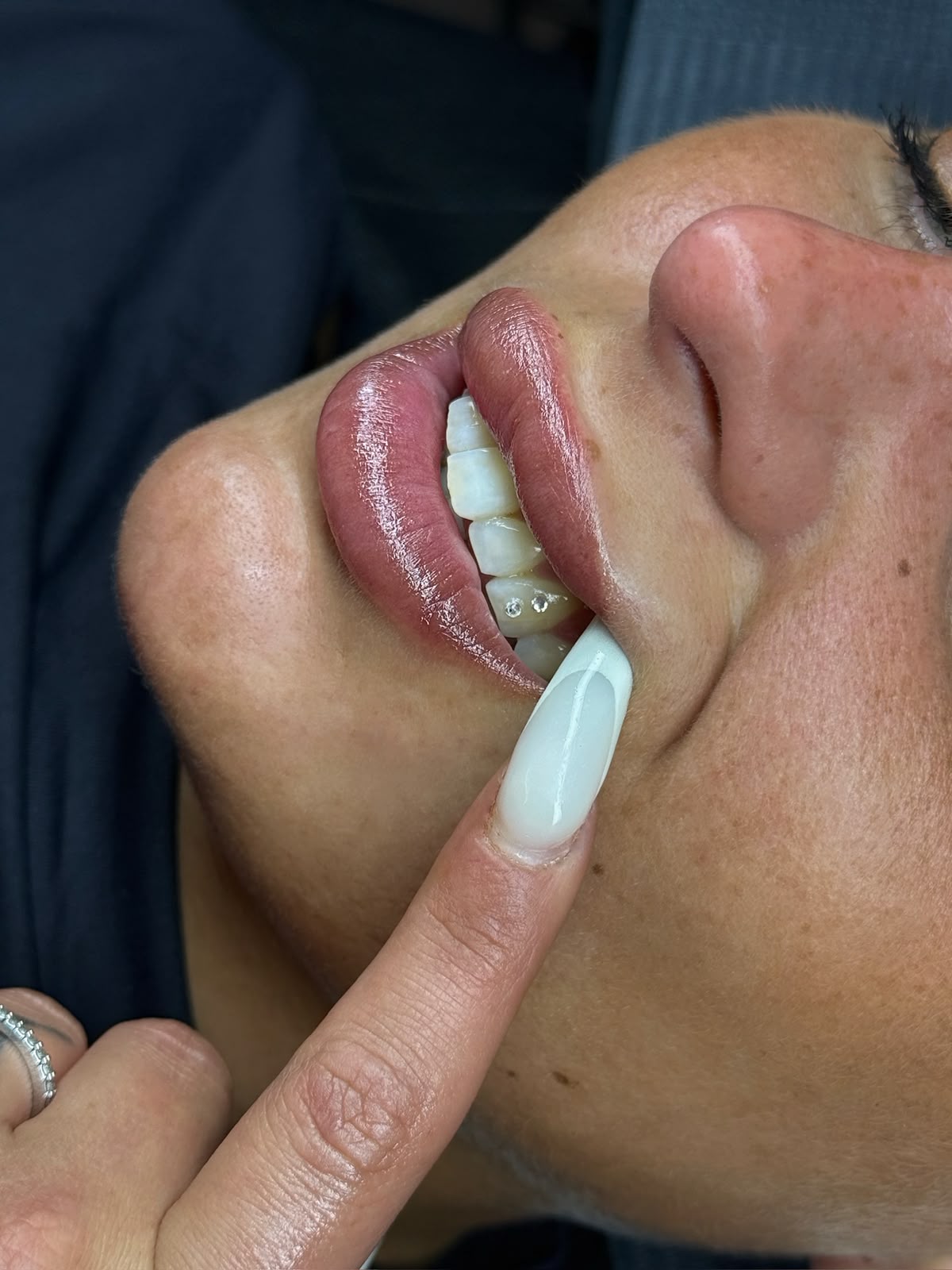 Tooth Gems kleiner Diamant Detail